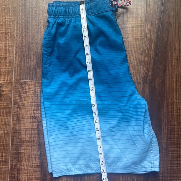 Nike, Large, mens swim shorts, teal green - Picture 6 of 7